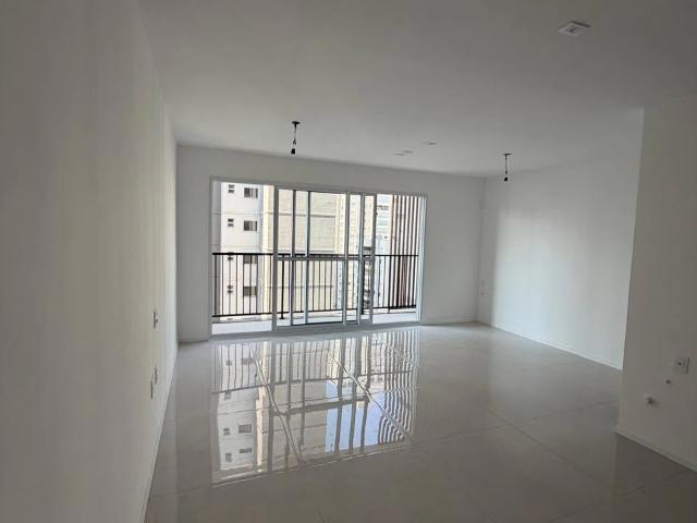 Flat venda em Setor Oeste, Goiânia