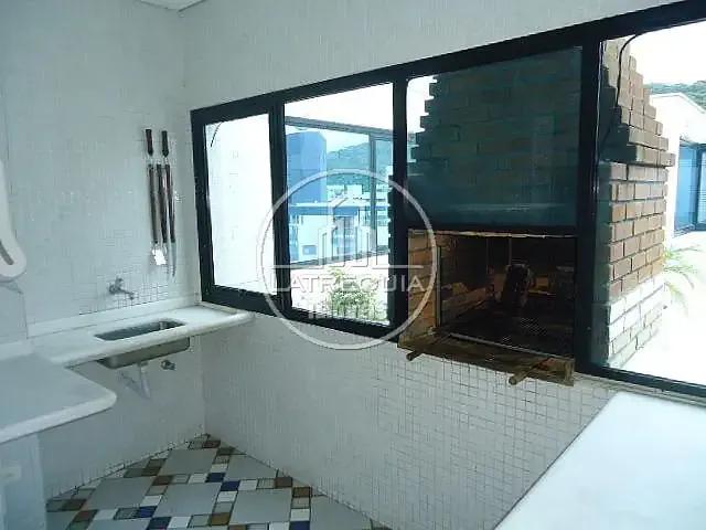 Flat venda em Região Imediata de Santos, Região Metropolitana da Baixada Santista