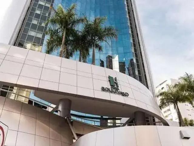 Flat venda em Região Geográfica Imediata de Londrina, Londrina