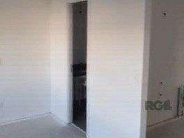 Flat venda em Lomba do Pinheiro, Rio Grande do Sul