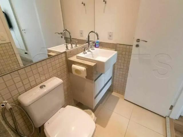 Flat venda em Região Imediata de São Paulo, Região Metropolitana de São Paulo