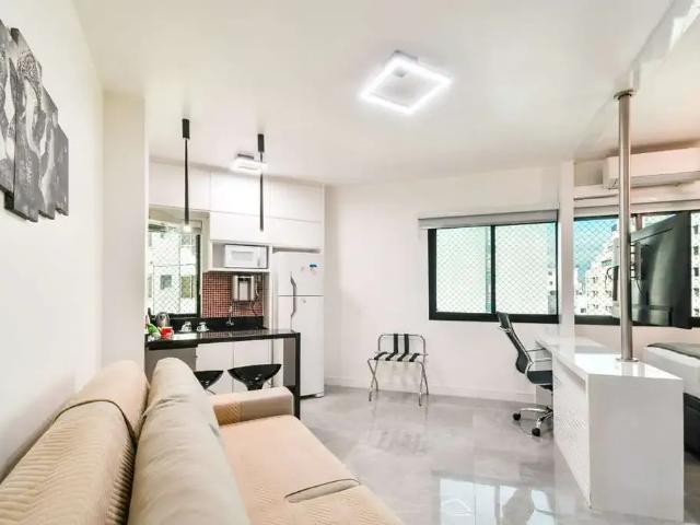 Flat venda em Região Imediata de São Paulo, Região Metropolitana de São Paulo