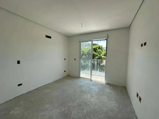 Flat venda em Região Imediata de Caraguatatuba-Ubatuba-São Sebastião, Região Metropolitana do Vale do Paraíba e Litoral Norte