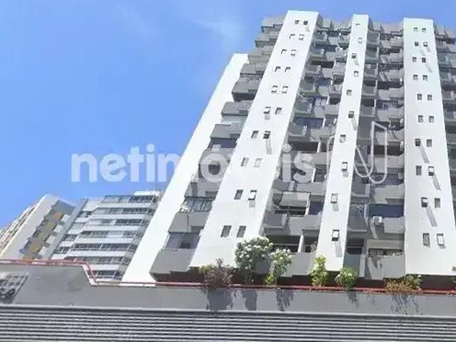 Flat venda em Região Geográfica Imediata de Salvador, Região Metropolitana de Salvador