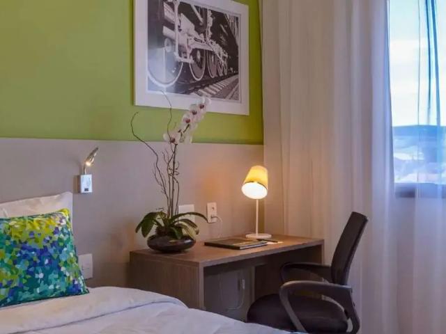 Flat venda em Vila Santo Antônio, Valinhos