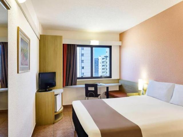 Apartamento venda em Região Imediata de Taubaté-Pindamonhangaba, Região Metropolitana do Vale do Paraíba e Litoral Norte