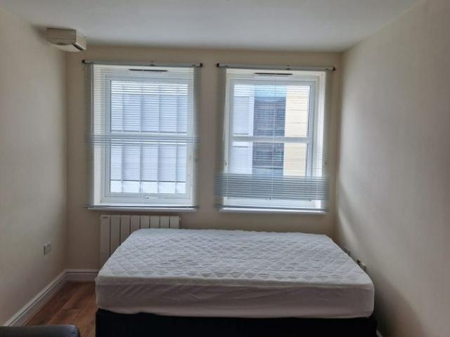 Studio for rent in Spring Park, Luton