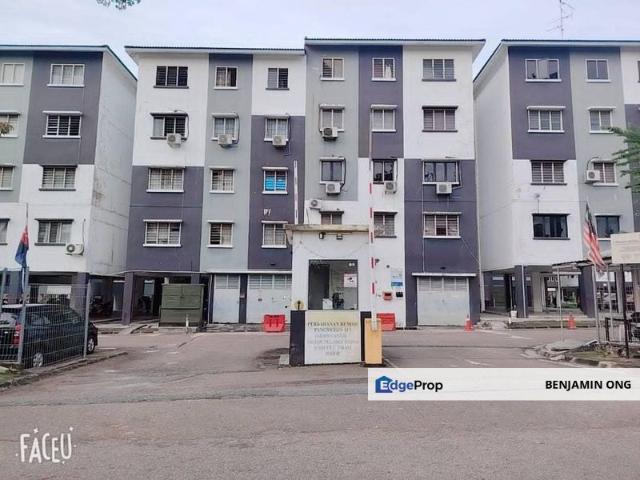 Flat for sale in Ulu Tiram, Johor