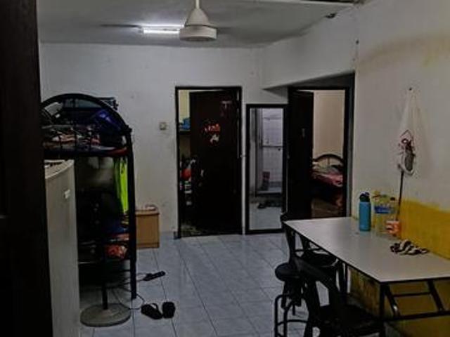 Flat for sale in Kajang, Langat