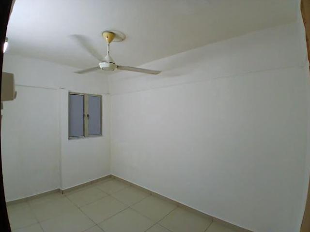 Flat for sale in Shah Alam, Petaling