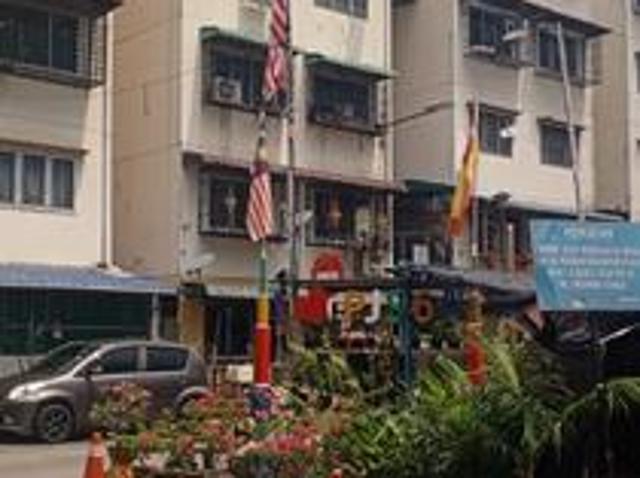 Flat for sale in Petaling, Damansara Damai