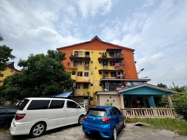 Flat for sale in Petaling, Damansara Damai