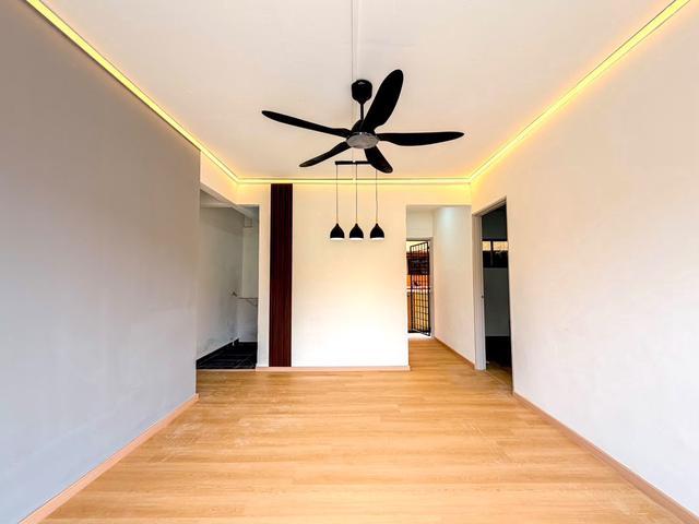Flat for sale in Petaling, Damansara Damai