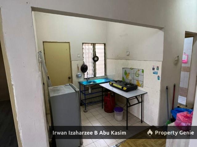 Flat for rent in Petaling, Alam Impian