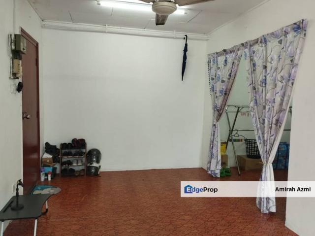 Flat for sale in Petaling, Alam Impian