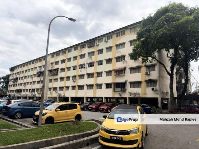 Flat for sale in Petaling, Alam Impian
