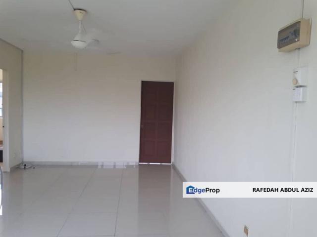 Flat for sale in Petaling, Alam Impian