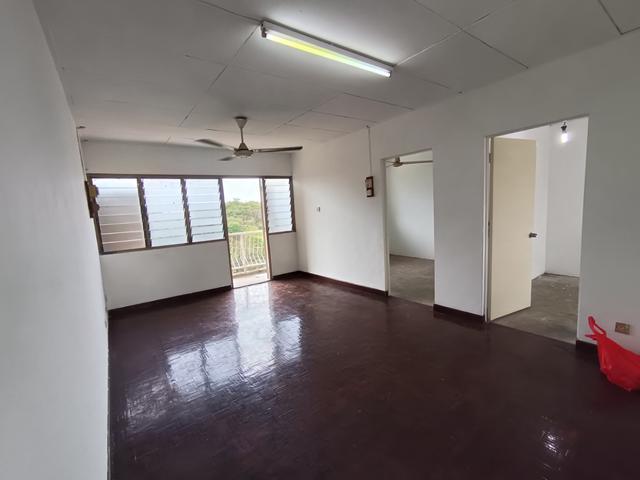 Flat for sale in Petaling, Alam Impian