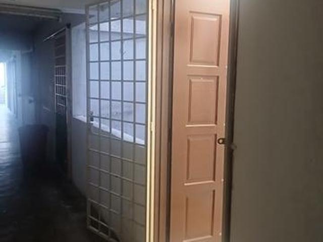 Flat for sale in Shah Alam, Petaling