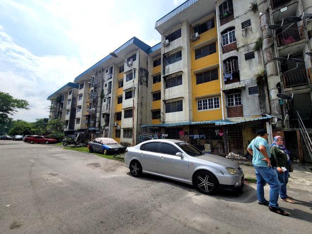 Apartment for sale in Shah Alam, Petaling