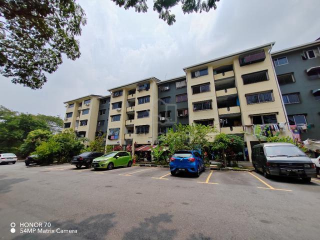 Flat for sale in Kajang, Langat