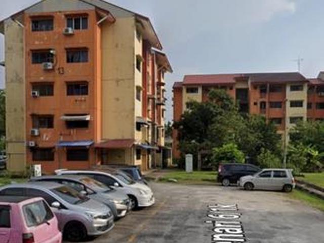 Flat for sale in Petaling, Alam Impian