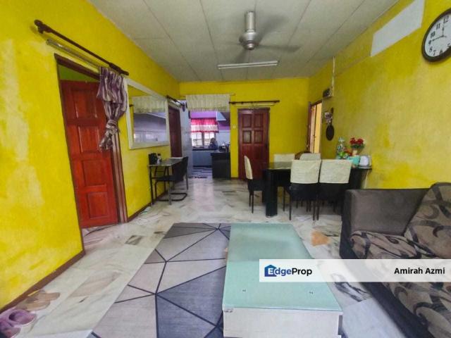 Flat for sale in Petaling, Alam Impian