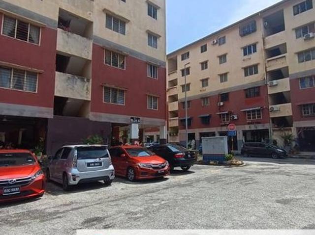 Flat for sale in Petaling, Alam Impian