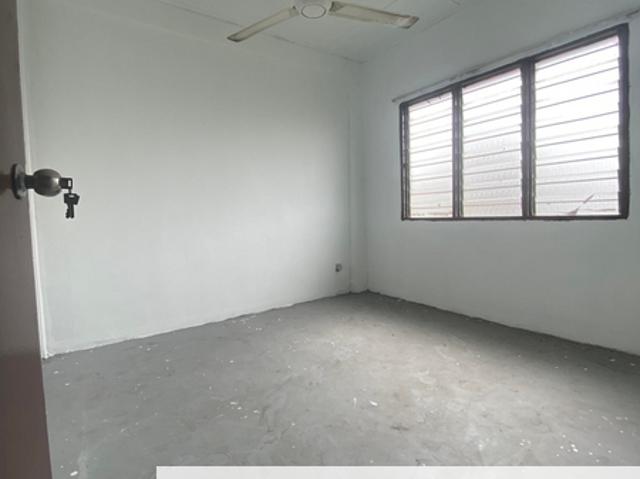 Flat for sale in Petaling, Alam Impian