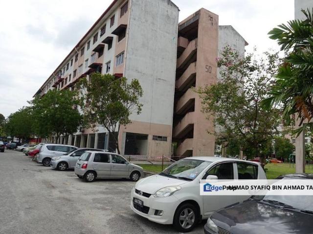 Flat for sale in Petaling, Alam Impian
