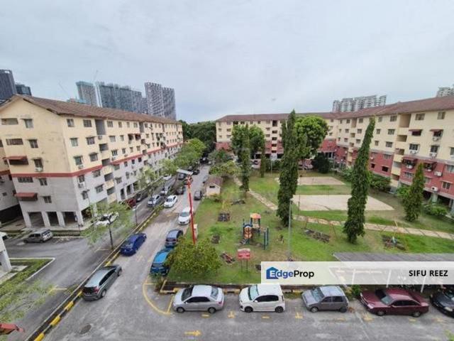 Flat for sale in Petaling, Alam Impian