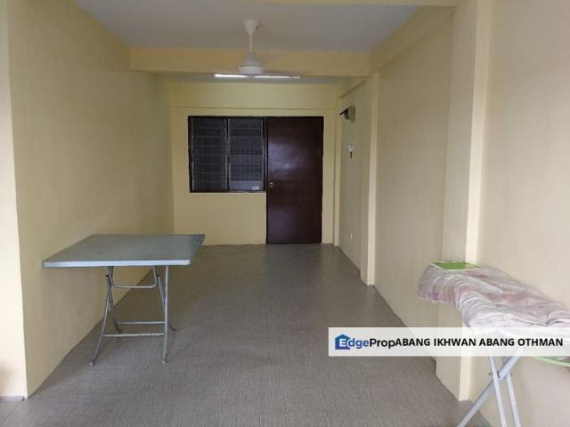 Flat for sale in Petaling, Alam Impian