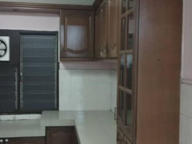 Flat for sale in Petaling, Alam Impian
