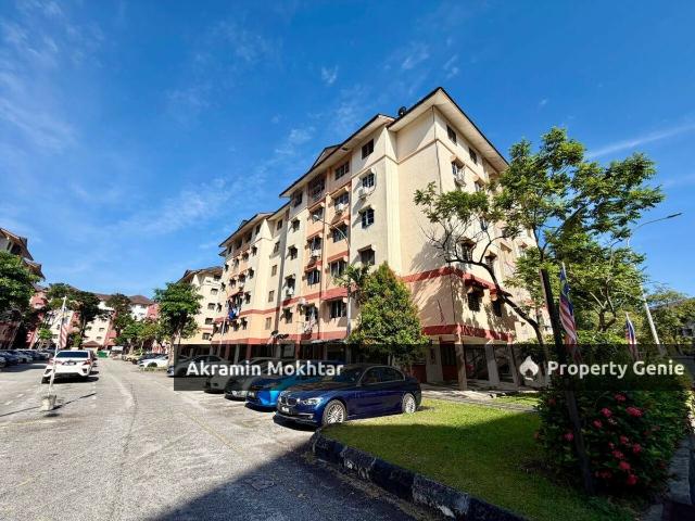 Flat for sale in Petaling, Alam Impian