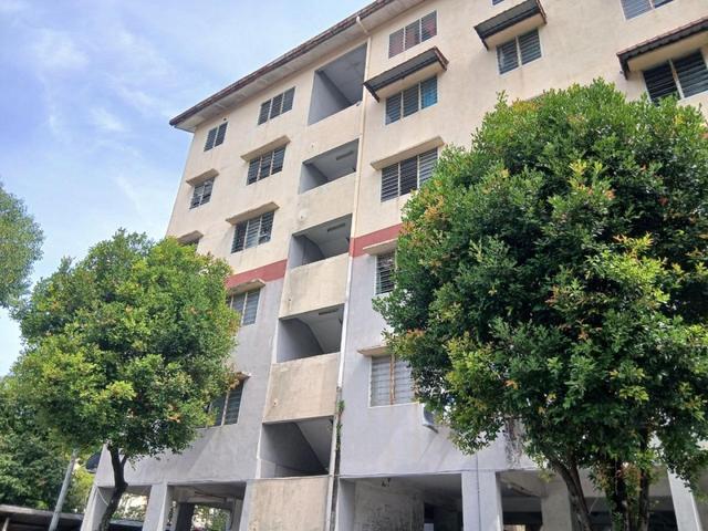Flat for sale in Petaling, Alam Impian