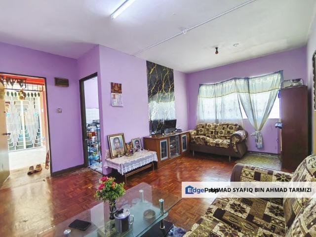Flat for sale in Seksyen 8, Shah Alam