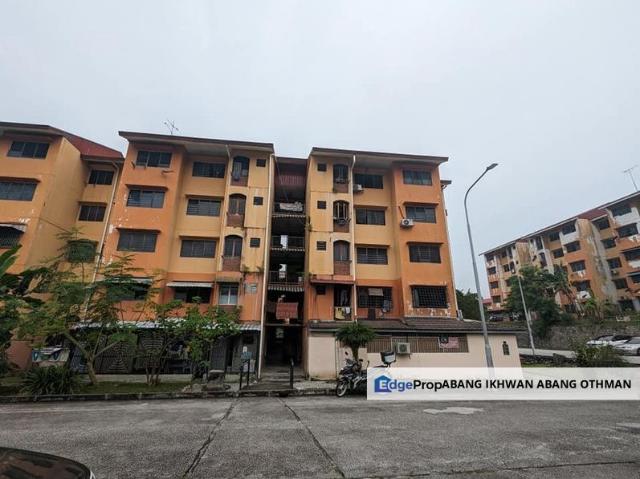 Flat for sale in Petaling, Alam Impian