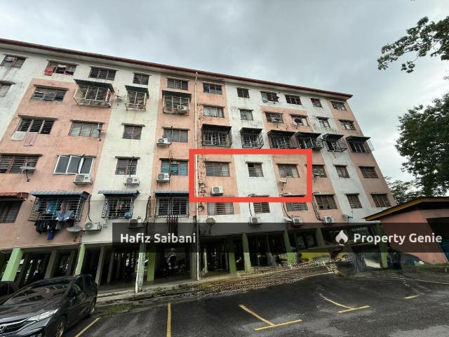 Flat for sale in Petaling, Alam Impian