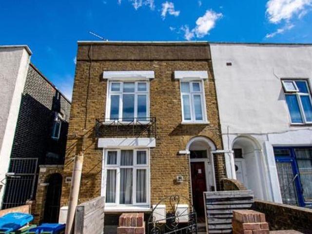House for rent in Lyons, Greater London