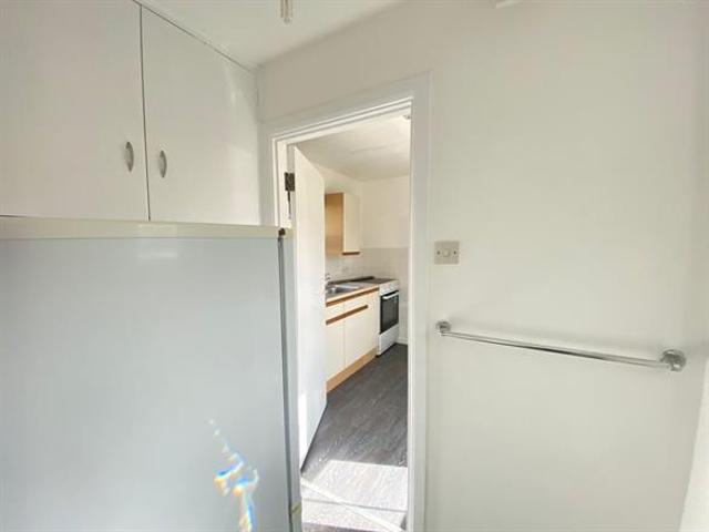 Apartment for rent in Totteridge, Cressex