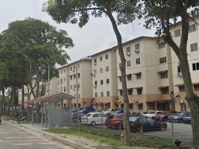 Flat for sale in Petaling, Subang Jaya