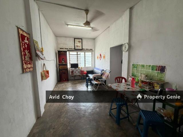 Flat for sale in Taman Pulai Utama, Iskandar Puteri