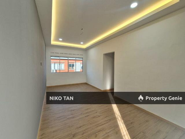 Flat for sale in Taman Pulai Utama, Iskandar Puteri