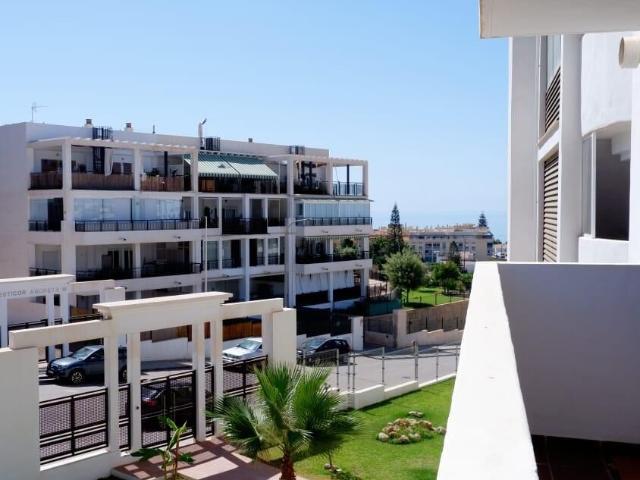 Apartamento en alquiler en Torre de Benagalbón, La Axarquía