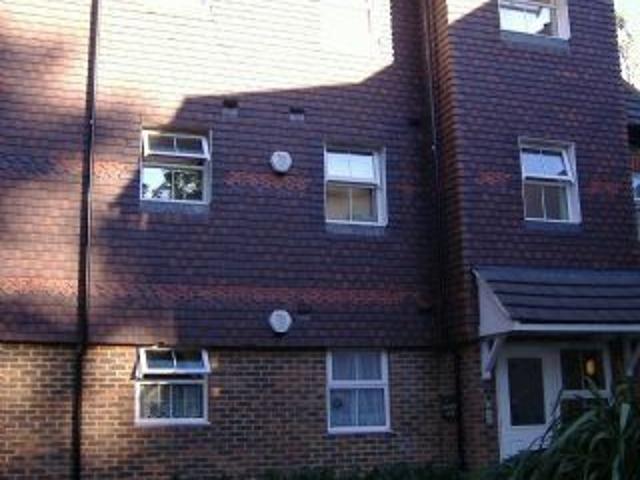 Apartment for rent in London Borough of Croydon, Thornton Heath