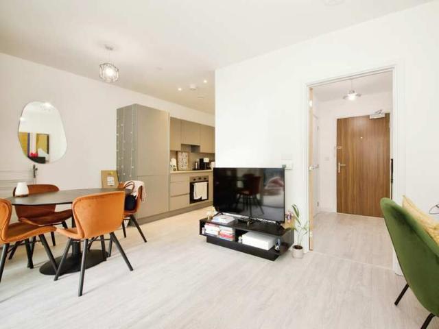 Apartment for rent in West Hendon, The Hyde