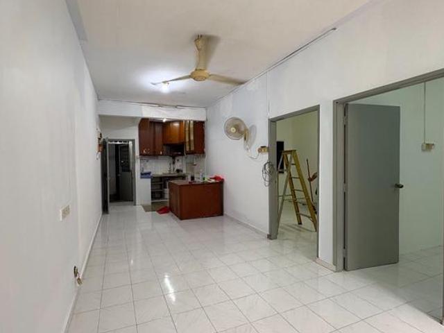 Flat for sale in Country Heights Damansara, Kuala Lumpur
