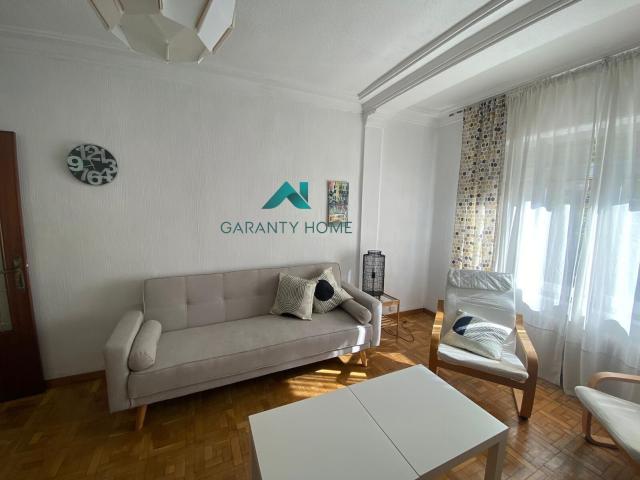 Apartamento en alquiler en Salesas, Salamanca