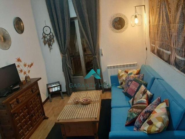 Apartamento en alquiler en Salesas, Salamanca