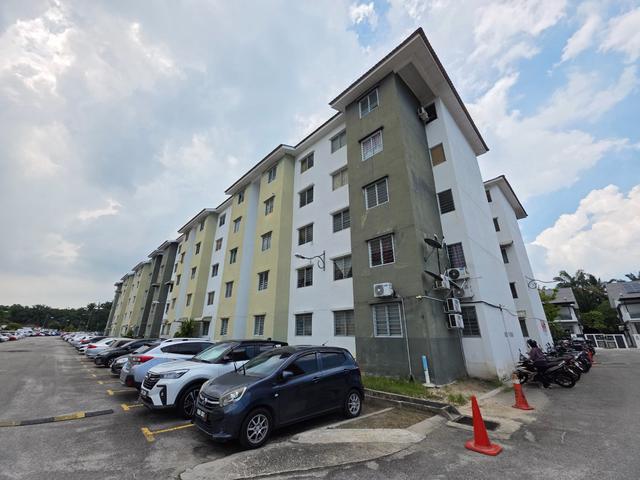 Flat for sale in Wellesley, Penang